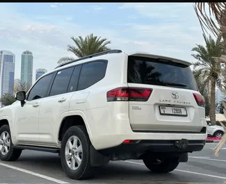 Autovermietung Toyota Land Cruiser 300 Nr.11583 Automatisch am internationalen Flughafen von Dubai, ausgestattet mit einem 3,5L Motor ➤ Von Feruzkhon in VAE.