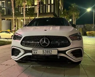 Mercedes-Benz GLA220 2023 zur Miete verfügbar in Dubai, mit Kilometerbegrenzung unbegrenzte.