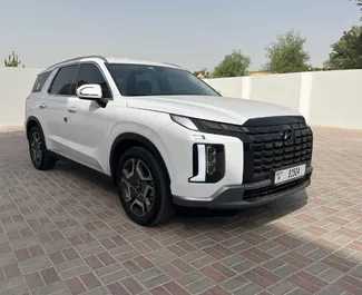 Frontansicht eines Mietwagens Hyundai Palisade in Dubai, VAE ✓ Auto Nr.11622. ✓ Automatisch TM ✓ 0 Bewertungen.