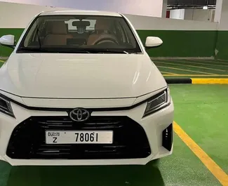 Toyota Yaris Ativ 2023 zur Miete verfügbar in Dubai, mit Kilometerbegrenzung unbegrenzte.