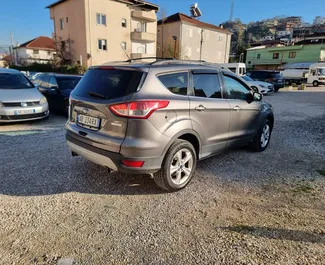 Benzin 1,6L Motor von Ford Kuga 2013 zur Miete in Tirana.