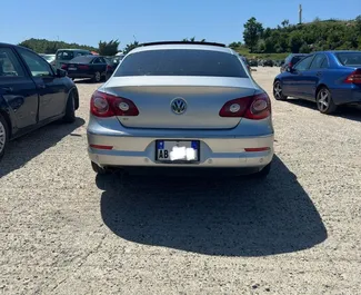 Frontansicht eines Mietwagens Volkswagen Passat-CC in Durres, Albanien ✓ Auto Nr.11529. ✓ Automatisch TM ✓ 0 Bewertungen.