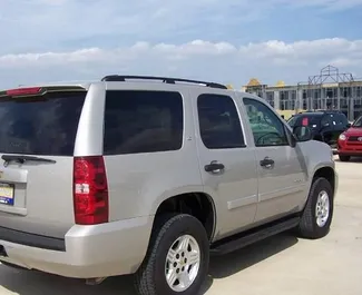 Frontansicht eines Mietwagens Chevrolet Suburban in Tiflis, Georgien ✓ Auto Nr.11674. ✓ Automatisch TM ✓ 0 Bewertungen.