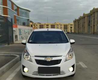 Frontansicht eines Mietwagens Chevrolet Spark in Baku, Aserbaidschan ✓ Auto Nr.11777. ✓ Automatisch TM ✓ 0 Bewertungen.