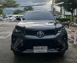 Autovermietung Toyota Fortuner Nr.11704 Automatisch auf Samui Flughafen, ausgestattet mit einem L Motor ➤ Von Hongyoke in Thailand.