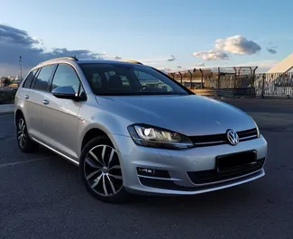 Autovermietung Volkswagen Golf Variant Nr.11672 Automatisch in Barcelona, ausgestattet mit einem 2,0L Motor ➤ Von Sergej in Spanien.