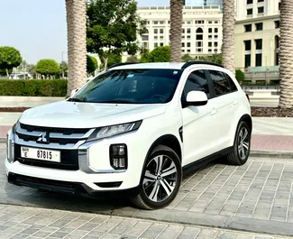 Benzin 2,0L Motor von Mitsubishi ASX 2024 zur Miete in Dubai.