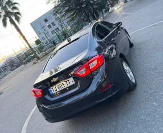 Benzin 1,4L Motor von Chevrolet Cruze 2018 zur Miete in Kutaisi.