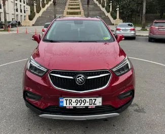 Frontansicht eines Mietwagens Buick Encore in Kutaisi, Georgien ✓ Auto Nr.11836. ✓ Automatisch TM ✓ 0 Bewertungen.