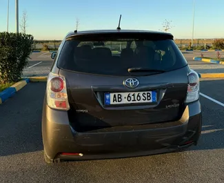 Autovermietung Toyota Verso Nr.11476 Schaltgetriebe in Durres, ausgestattet mit einem 2,2L Motor ➤ Von Emanuel in Albanien.