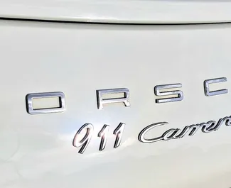 Benzin 3,0L Motor von Porsche 911 Carrera S Cabrio 2017 zur Miete in Alicante.