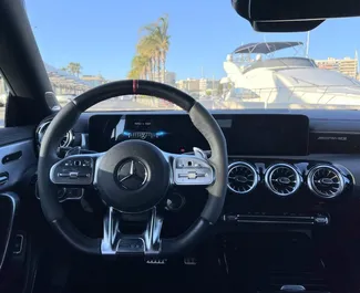 Vermietung Mercedes-Benz CLA AMG. Komfort, Premium Fahrzeug zur Miete in Spanien ✓ Kaution Einzahlung von 2000 EUR ✓ Versicherungsoptionen KFZ-HV.