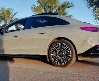 Vermietung Mercedes-Benz EQE 500 AMG. Komfort, SUV Fahrzeug zur Miete in Spanien ✓ Kaution Einzahlung von 4000 EUR ✓ Versicherungsoptionen KFZ-HV.