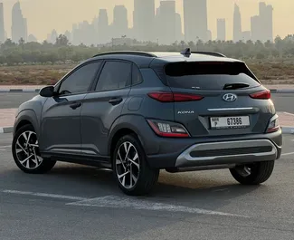 Frontansicht eines Mietwagens Hyundai Kona in Dubai, VAE ✓ Auto Nr.11910. ✓ Automatisch TM ✓ 0 Bewertungen.