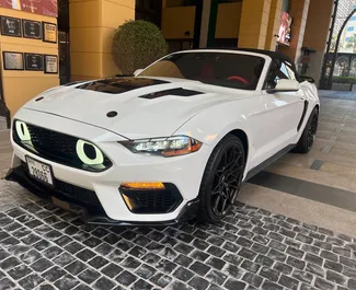 Mietwagen Ford Mustang Cabrio 2023 in VAE, mit Benzin-Kraftstoff und 310 PS ➤ Ab 339 AED pro Tag.