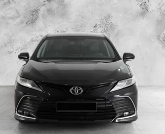 Vermietung Toyota Camry. Komfort, Premium Fahrzeug zur Miete in Aserbaidschan ✓ Kaution Einzahlung von 300 AZN ✓ Versicherungsoptionen KFZ-HV, TKV, VKV Plus, VKV Komplett, Insassen, Diebstahlschutz, Junge, Keine Kaution.