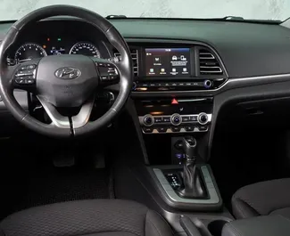 Vermietung Hyundai Elantra. Komfort, Premium Fahrzeug zur Miete in Aserbaidschan ✓ Kaution Einzahlung von 300 AZN ✓ Versicherungsoptionen KFZ-HV, TKV, VKV Plus, VKV Komplett, Insassen, Diebstahlschutz, Junge, Keine Kaution.