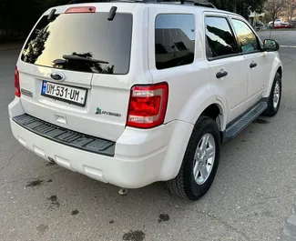 Ford Escape 2011 mit Antriebssystem Allradantrieb, verfügbar in Tiflis.