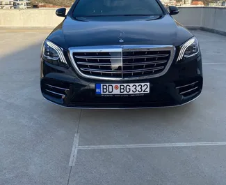 Vermietung Mercedes-Benz S-Class. Premium, Luxus Fahrzeug zur Miete in Montenegro ✓ Kaution Einzahlung von 500 EUR ✓ Versicherungsoptionen KFZ-HV, Insassen, Diebstahlschutz.