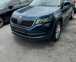 Frontansicht eines Mietwagens Skoda Kodiaq in Wien, Österreich ✓ Auto Nr.11981. ✓ Automatisch TM ✓ 0 Bewertungen.