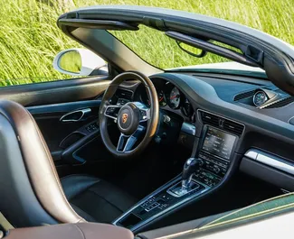 Vermietung Porsche 911 Carrera S Cabrio. Premium, Luxus, Cabrio Fahrzeug zur Miete in Montenegro ✓ Kaution Einzahlung von 5000 EUR ✓ Versicherungsoptionen KFZ-HV, Insassen, Diebstahlschutz.