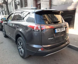 Frontansicht eines Mietwagens Toyota Rav4 in Tiflis, Georgien ✓ Auto Nr.375. ✓ Automatisch TM ✓ 9 Bewertungen.