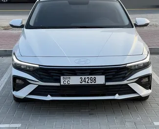Mietwagen Hyundai Elantra 2025 in VAE, mit Benzin-Kraftstoff und 115 PS ➤ Ab 129 AED pro Tag.