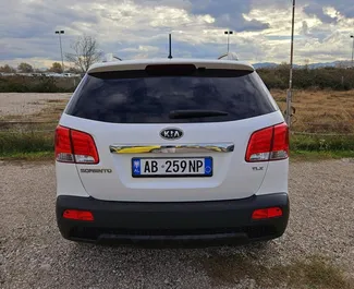 Vermietung Kia Sorento. Komfort, Crossover Fahrzeug zur Miete in Albanien ✓ Kaution Einzahlung von 50 EUR ✓ Versicherungsoptionen KFZ-HV, Ausland.