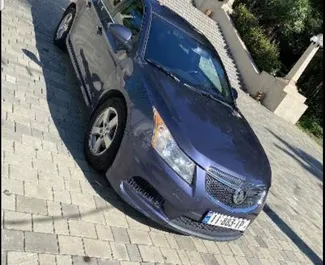 Mietwagen Chevrolet Cruze 2015 in Georgien, mit Benzin-Kraftstoff und 190 PS ➤ Ab 100 GEL pro Tag.