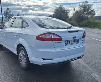 Benzin 2,0L Motor von Ford Mondeo 2009 zur Miete am Flughafen von Tirana.