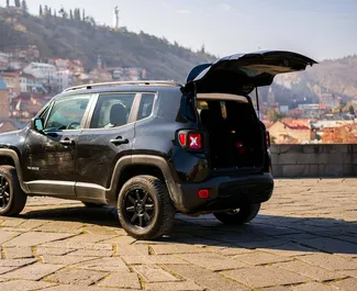Mietwagen Jeep Renegade 2016 in Georgien, mit Benzin-Kraftstoff und 184 PS ➤ Ab 110 GEL pro Tag.
