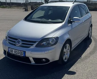 Mietwagen Volkswagen Golf Plus 2010 in Albanien, mit Diesel-Kraftstoff und 105 PS ➤ Ab 15 EUR pro Tag.