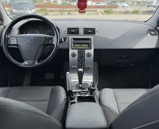 Volvo S40 2012 zur Miete verfügbar in Durres, mit Kilometerbegrenzung unbegrenzte.