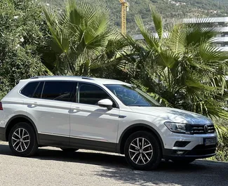 Volkswagen Tiguan 2020 mit Antriebssystem Allradantrieb, verfügbar in Becici.