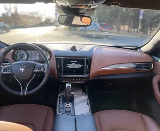 Vermietung Maserati Levante S. Luxus, Crossover Fahrzeug zur Miete in Georgien ✓ Kaution Einzahlung von 2000 GEL ✓ Versicherungsoptionen KFZ-HV, TKV.