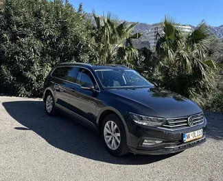 Vermietung Volkswagen Passat Variant. Komfort, Premium Fahrzeug zur Miete in Montenegro ✓ Kaution Einzahlung von 200 EUR ✓ Versicherungsoptionen KFZ-HV, TKV, VKV Plus, VKV Komplett, Ausland.