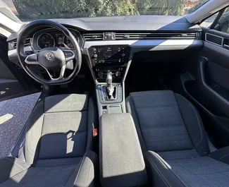 Diesel 1,6L Motor von Volkswagen Passat Variant 2021 zur Miete in Becici.