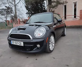 Mietwagen Mini Cooper S 2014 in Georgien, mit Benzin-Kraftstoff und 168 PS ➤ Ab 80 GEL pro Tag.