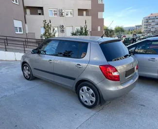 Autovermietung Skoda Fabia Nr.12896 Automatisch in Budva, ausgestattet mit einem 1,6L Motor ➤ Von Milorad in Montenegro.