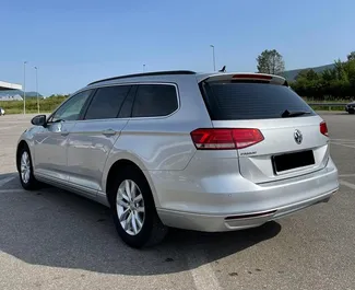 Autovermietung Volkswagen Passat Variant Nr.12898 Automatisch in Budva, ausgestattet mit einem 2,0L Motor ➤ Von Milorad in Montenegro.