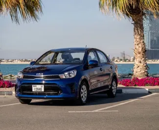 Frontansicht eines Mietwagens Kia Pegas in Dubai, VAE ✓ Auto Nr.13107. ✓ Automatisch TM ✓ 0 Bewertungen.