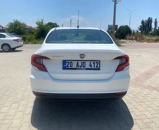 Mietwagen Fiat Egea 2025 in der Türkei, mit Benzin-Kraftstoff und 90 PS ➤ Ab 29 USD pro Tag.