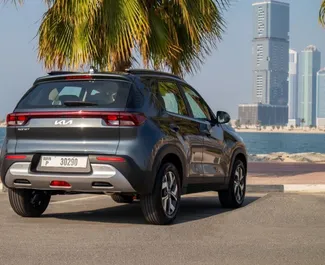 Mietwagen Kia Sonet 2025 in VAE, mit Benzin-Kraftstoff und 83 PS ➤ Ab 110 AED pro Tag.