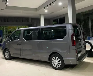 Opel Vivaro 2018 mit Antriebssystem Frontantrieb, verfügbar in Tirana.