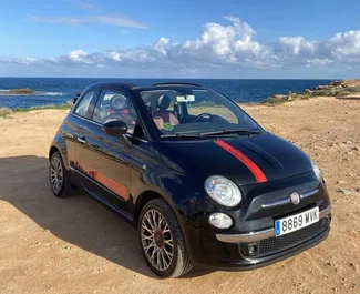 Frontansicht eines Mietwagens Fiat 500 Cabrio in Alicante, Spanien ✓ Auto Nr.12958. ✓ Automatisch TM ✓ 0 Bewertungen.