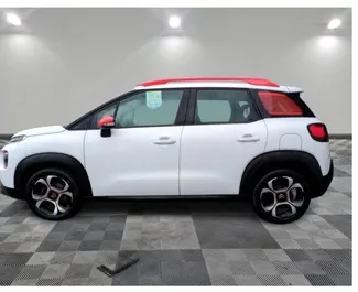 Autovermietung Citroen C3 Aircross Nr.12964 Automatisch in Alicante, ausgestattet mit einem 1,2L Motor ➤ Von Dmytro in Spanien.