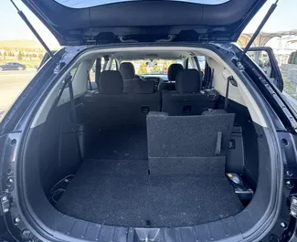 Mitsubishi Outlander 2017 zur Miete verfügbar in Tiflis, mit Kilometerbegrenzung unbegrenzte.