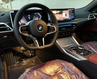 Vermietung BMW 420i Cabrio. Komfort, Premium, Cabrio Fahrzeug zur Miete in VAE ✓ Kaution Einzahlung von 2500 AED ✓ Versicherungsoptionen KFZ-HV, TKV.