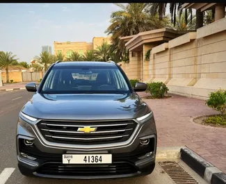 Frontansicht eines Mietwagens Chevrolet Captiva in Dubai, VAE ✓ Auto Nr.13111. ✓ Automatisch TM ✓ 0 Bewertungen.