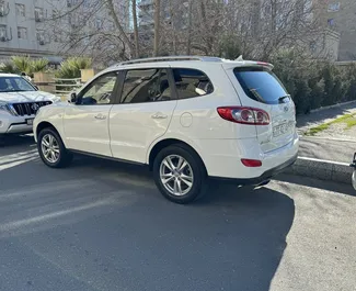 Autovermietung Hyundai Santa Fe Nr.12936 Automatisch in Baku, ausgestattet mit einem 2,0L Motor ➤ Von Kamran in Aserbaidschan.